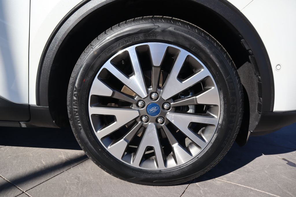 Thumbnail: 2020 Ford Escape - 30