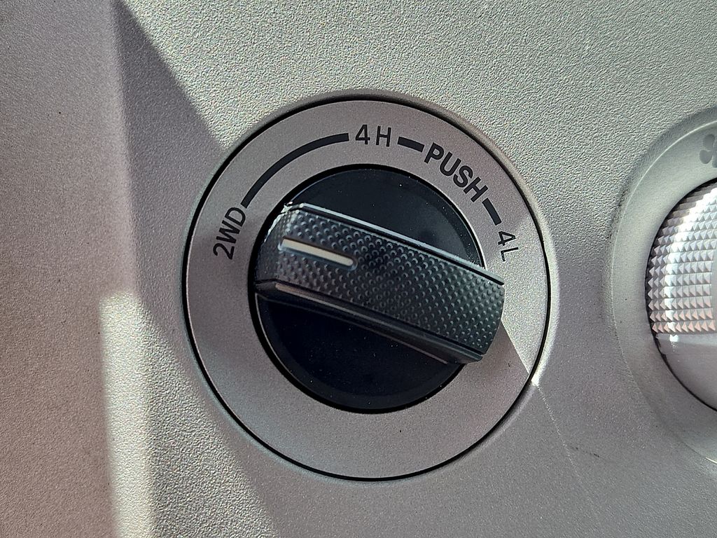 2008 Toyota Tundra 4WD Truck