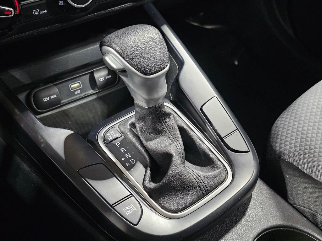 Used 2023 White Kia LX image 30