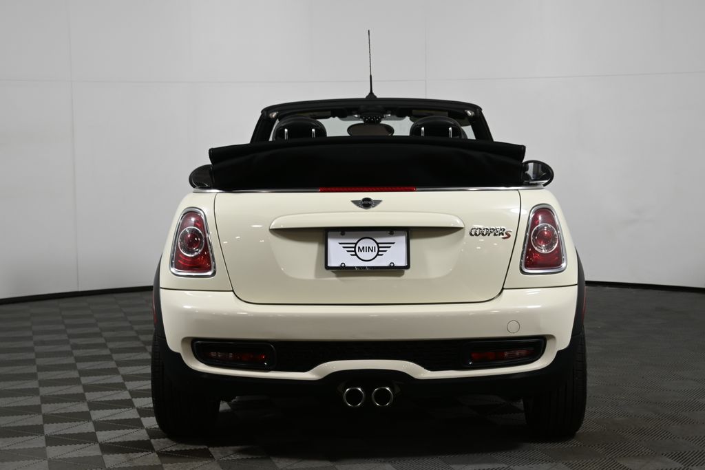 Thumbnail: 2015 MINI Cooper - 13