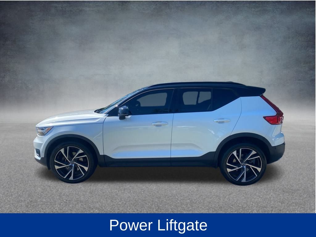 2019 Volvo XC40 R-Design - 9