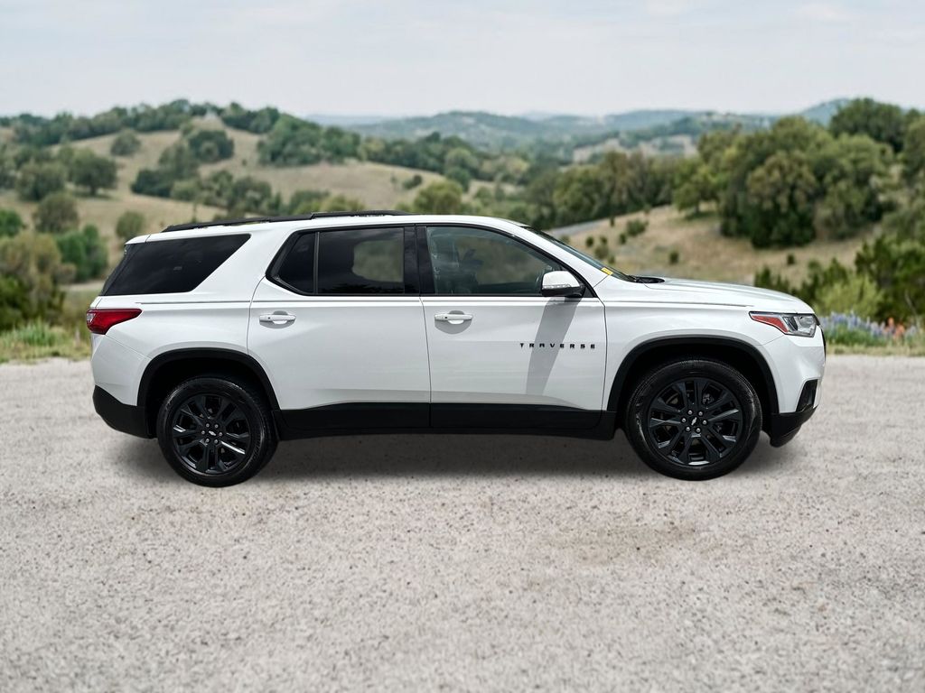 Used Car 2021 Chevrolet Traverse  Rs For Sale Under $30,000 In Austin, Texas