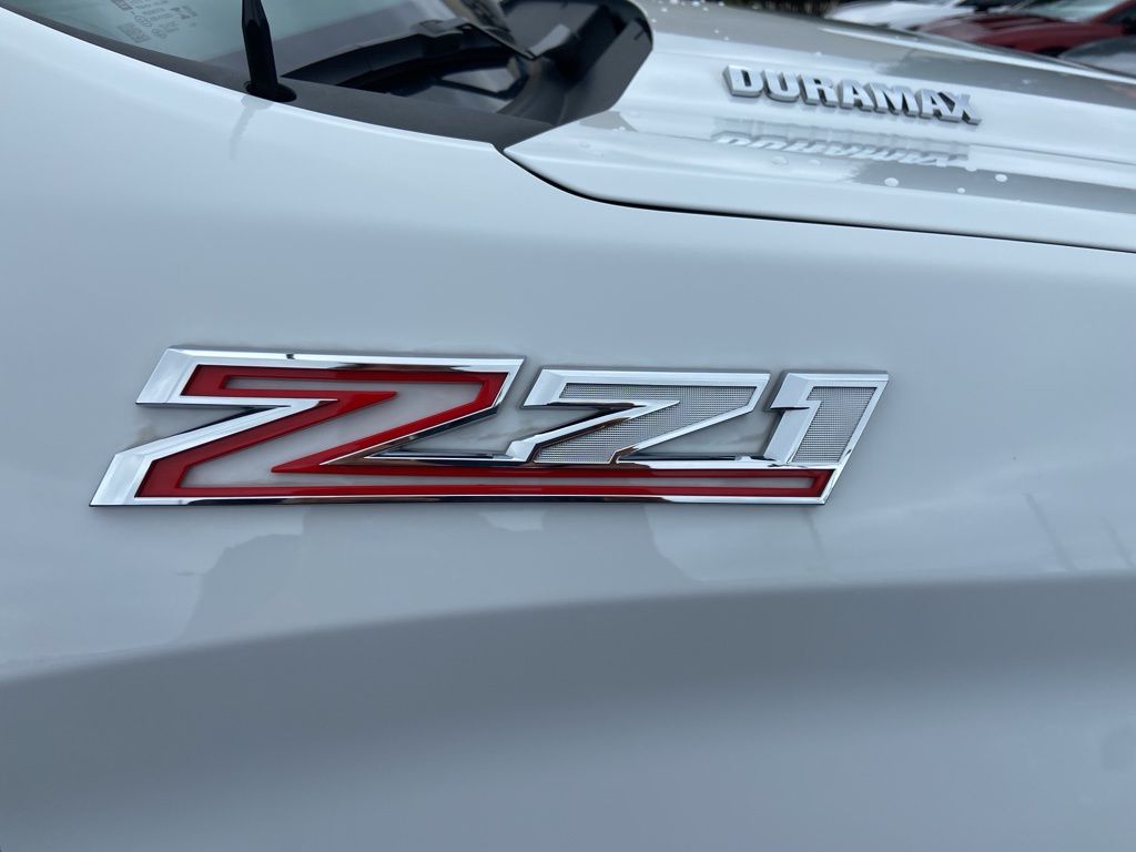Thumbnail: 2024 Chevrolet Silverado 1500 - 10
