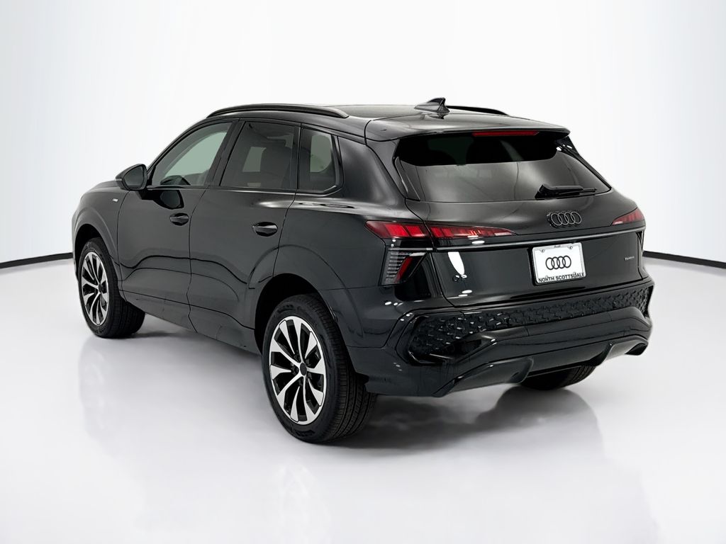 Thumbnail: 2026 Audi Q3 - 7