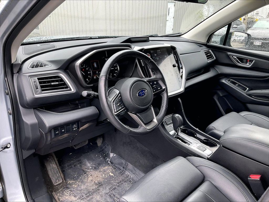 2023 Subaru Ascent — photo 8