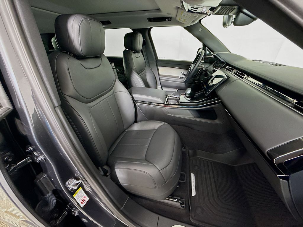 Thumbnail: 2024 Land Rover Range Rover Sport - 30