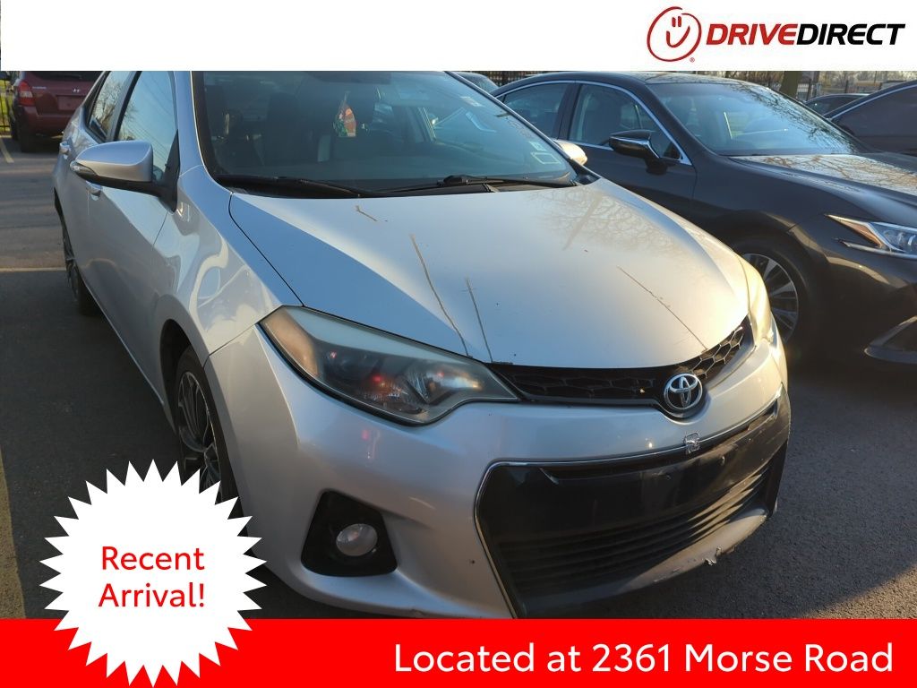 Classic Silver Metallic 2014 Toyota Corolla S Plus Sedan Front-Wheel Drive Continuously Variable Transmission