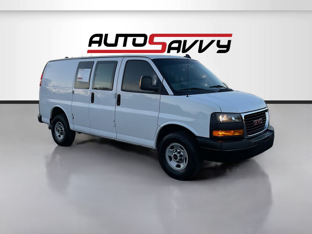 2022 GMC Savana Cargo