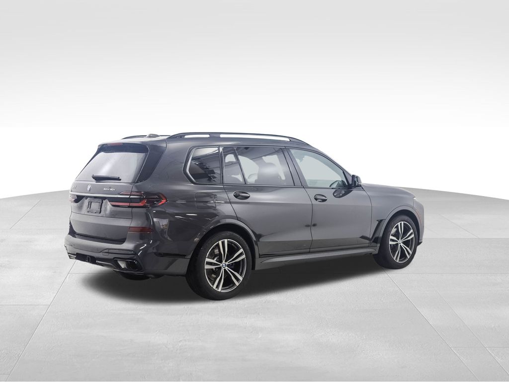 Thumbnail: 2024 BMW X7 - 5