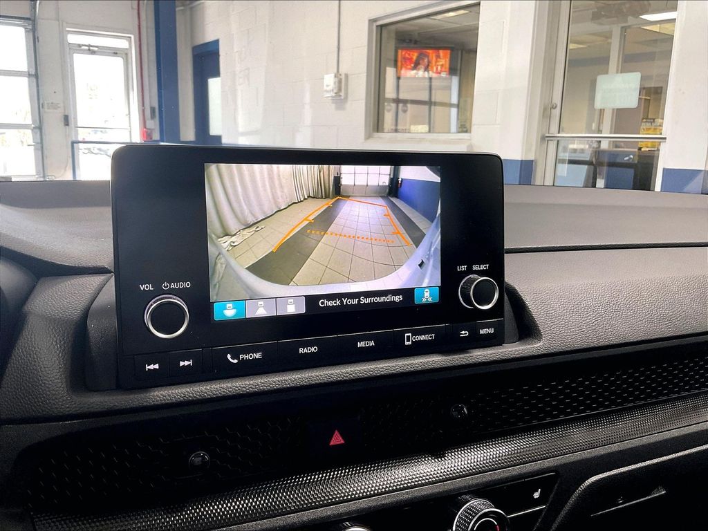 2025 Honda CR-V — photo 18