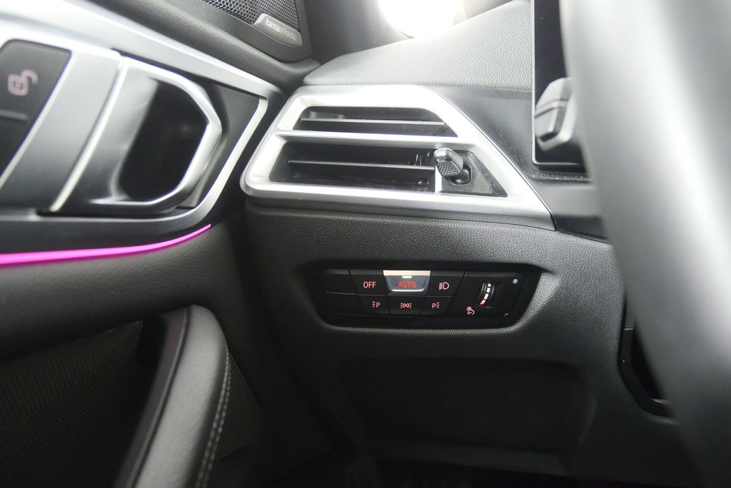 Thumbnail: 2025 BMW 4 Series - 22