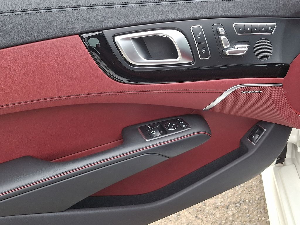 Thumbnail: 2020 Mercedes-Benz SL-Class - 12