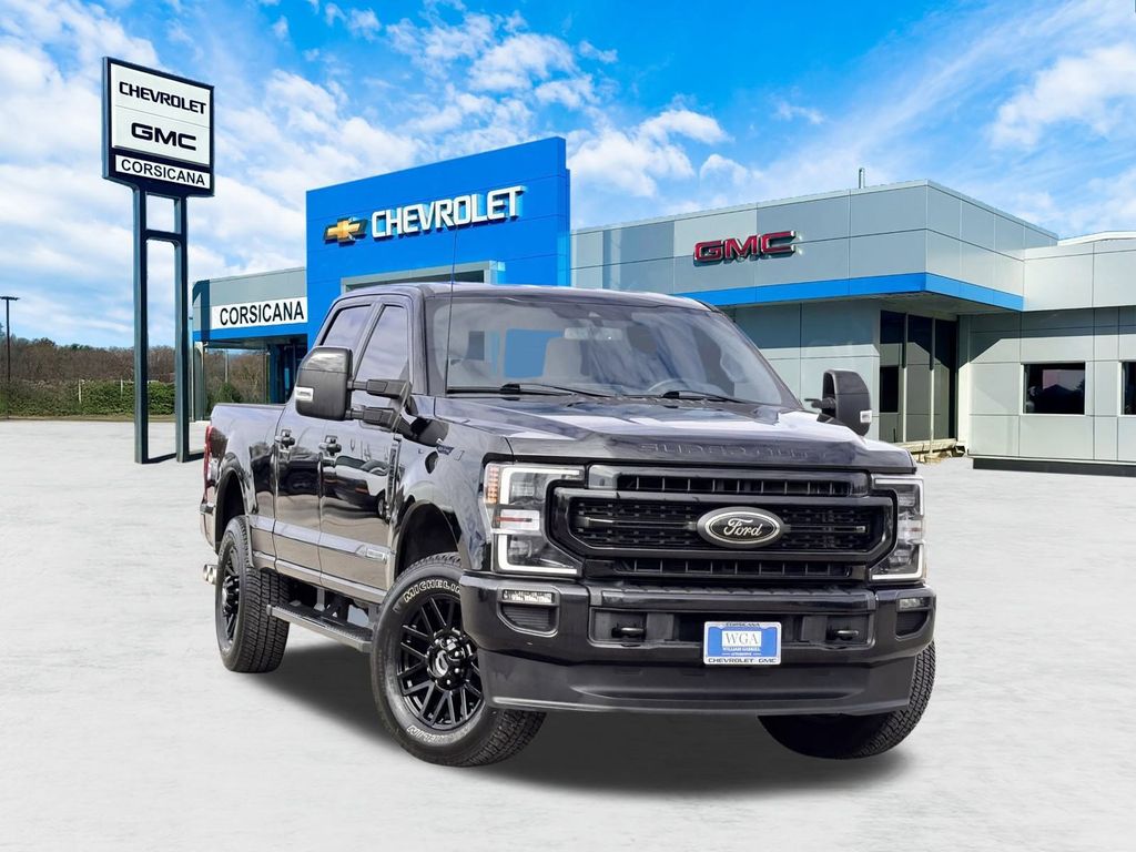2022 Ford F-250 Super Duty Lariat Crew Cab 4WD