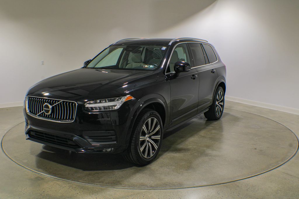 2023 Volvo XC90 B5 Core