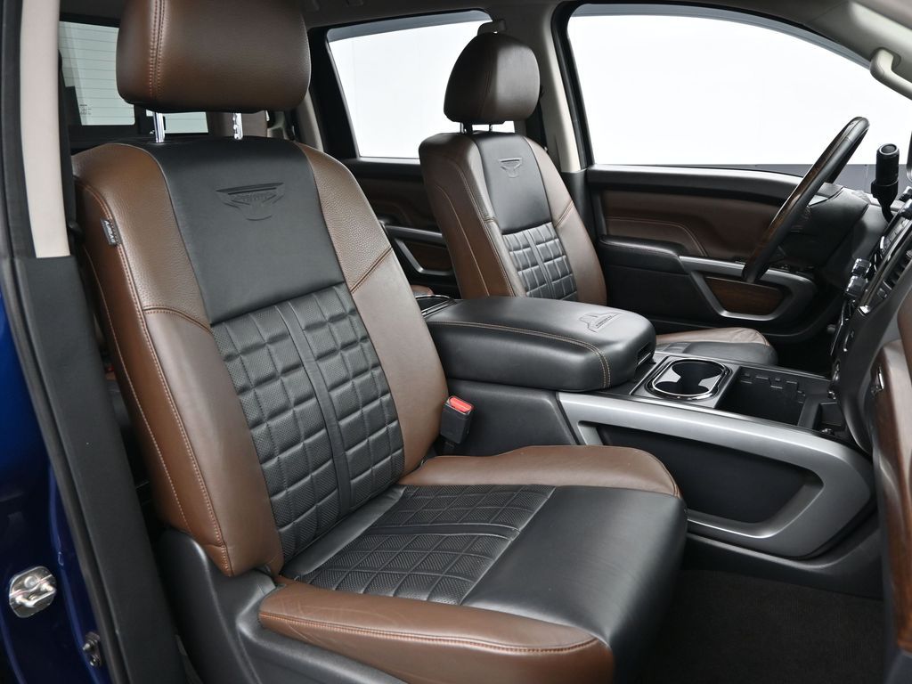 2017 Nissan Titan Platinum Reserve