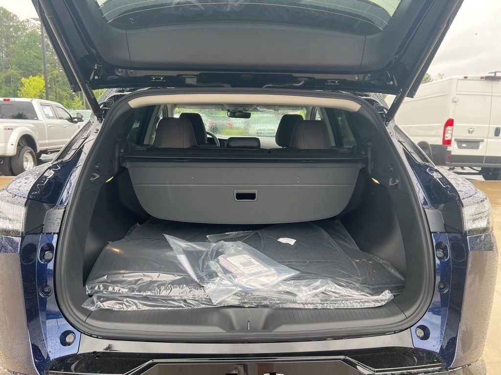 2025 Deep Ocean Blue Pearl/Super Black Nissan Murano Platinum AWD SUV
