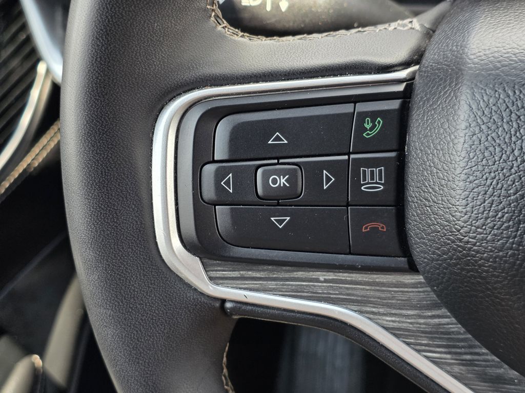 2024 Jeep Wagoneer Series II White at River Oaks CDJR
