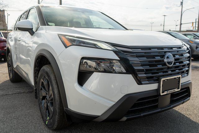 2026 Nissan Rogue SV - 3