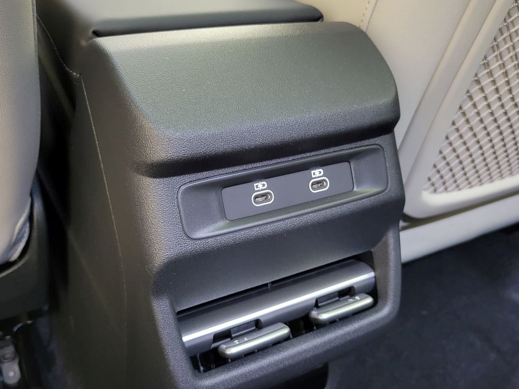 Thumbnail: 2026 Audi Q3 - 22