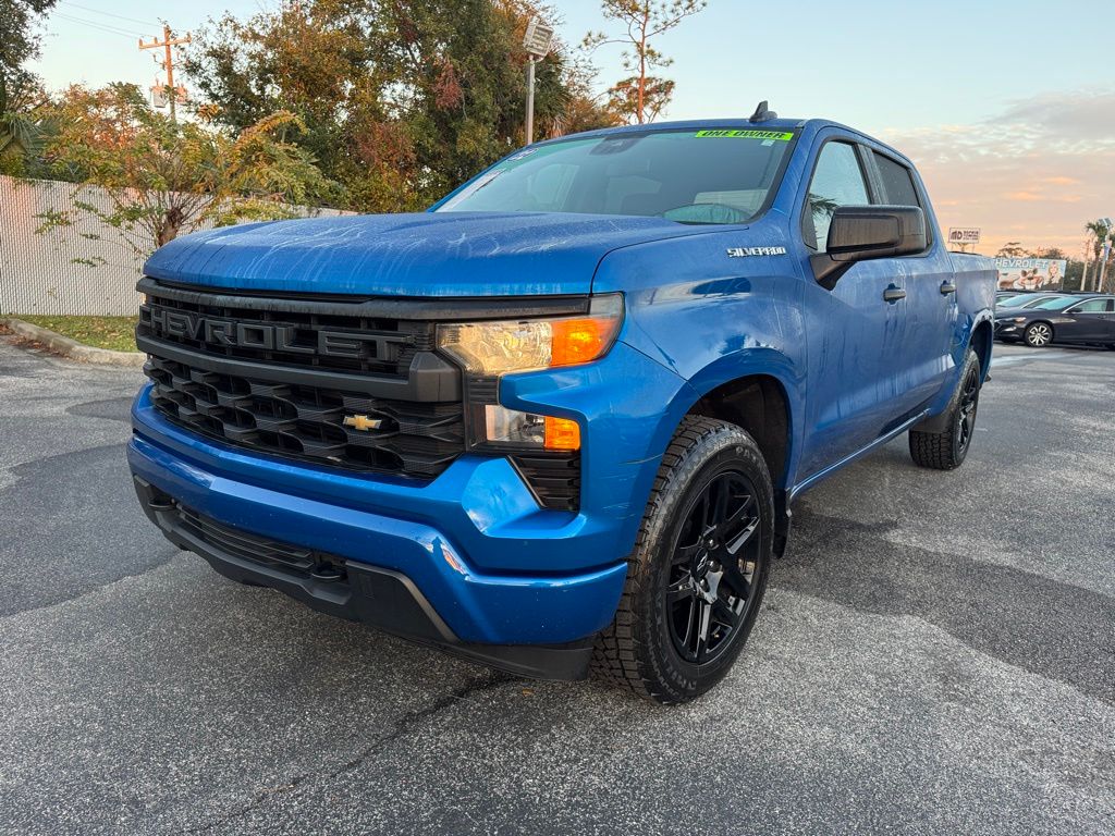 2022 Chevrolet Silverado 1500 Custom 4