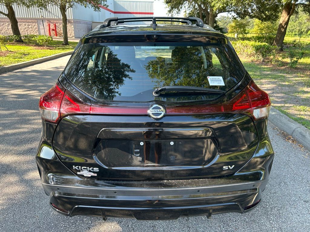 Thumbnail: 2021 Nissan Kicks - 4