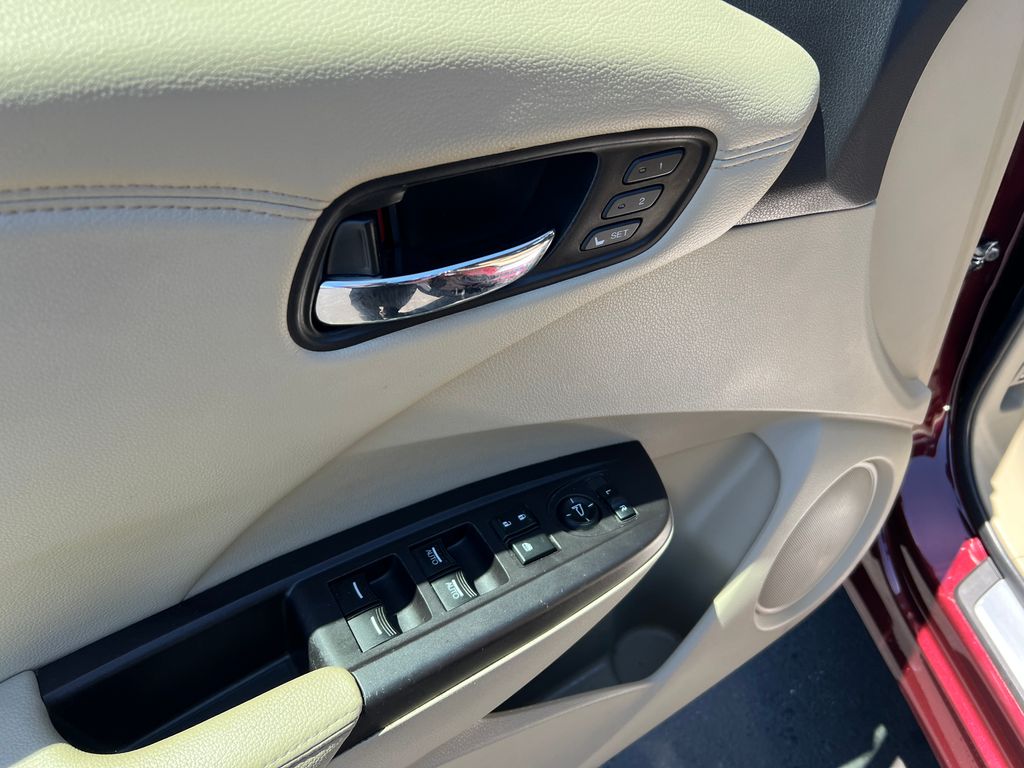 Thumbnail: 2018 Acura RDX - 13