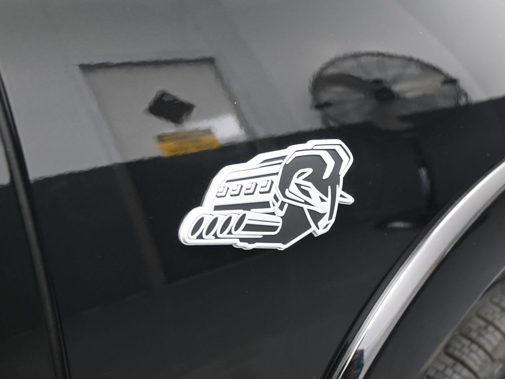 New 2026 Diamond Black Crystal Pearlcoat Ram Limited image 43