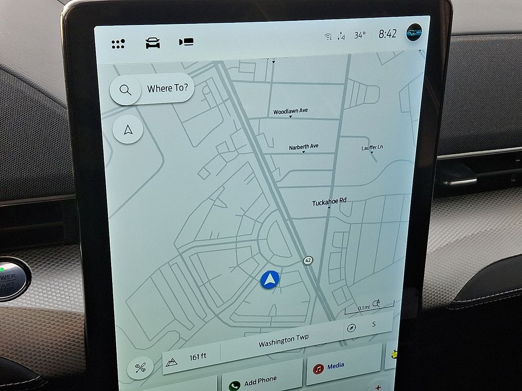 Thumbnail: 2021 Ford Mustang Mach-E - 17