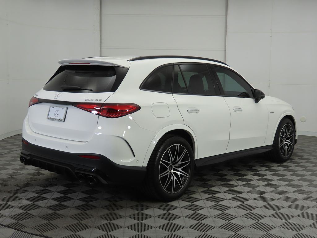 2025 Mercedes-Benz GLC 43 AMG 5