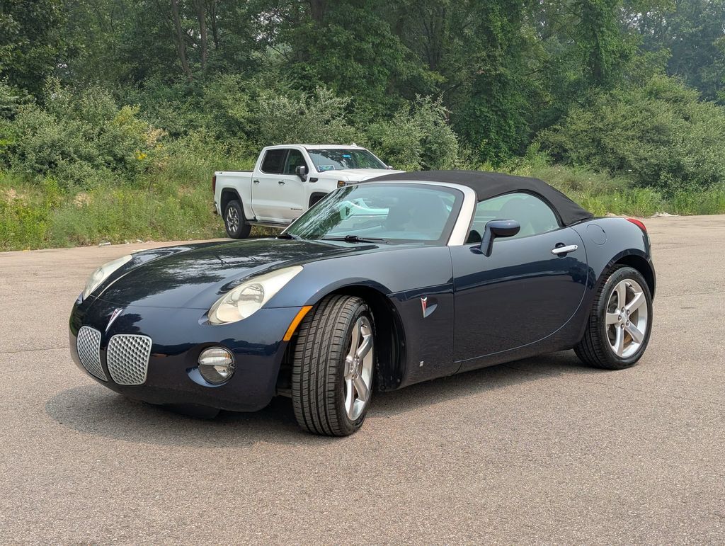 Dark Blue 2006 Pontiac Solstice Convertible Rear-Wheel Drive 5-Speed Manual