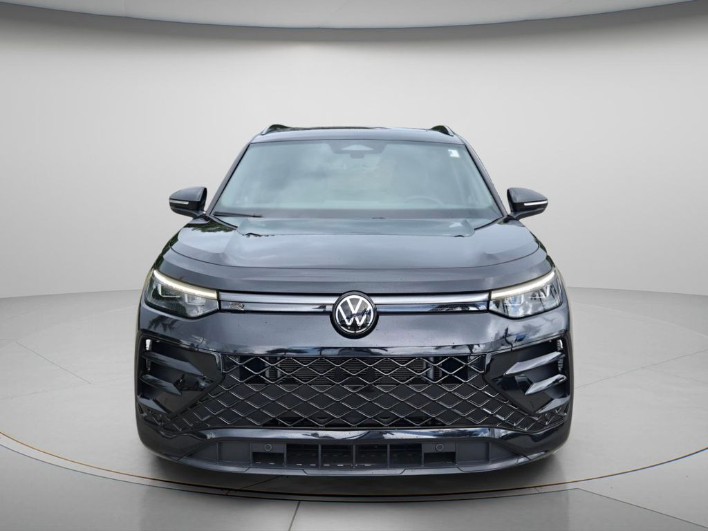 2025 Volkswagen Tiguan - $30,900