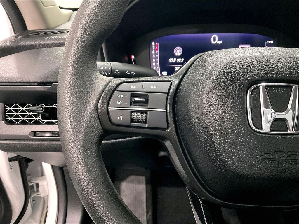2025 Honda Accord — photo 22