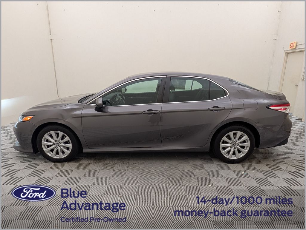 Certified Used 2018 Gray Toyota LE image 10