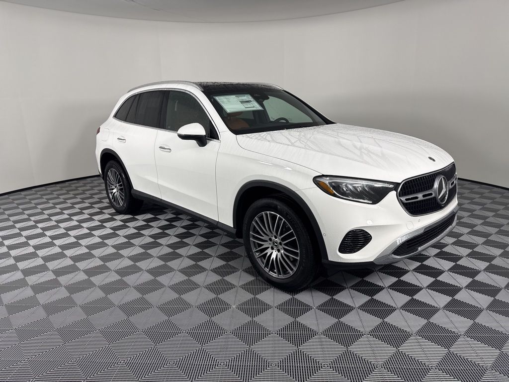 2026 Mercedes-Benz GLC GLC 300 4MATIC's photo