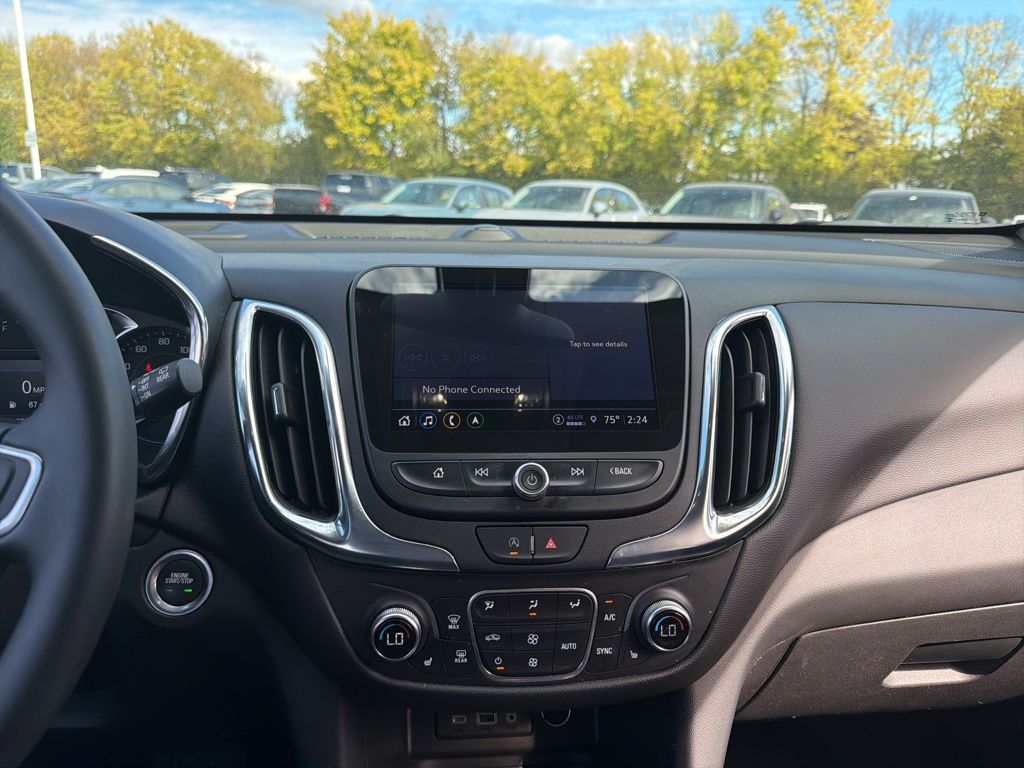 Thumbnail: 2023 Chevrolet Equinox - 14