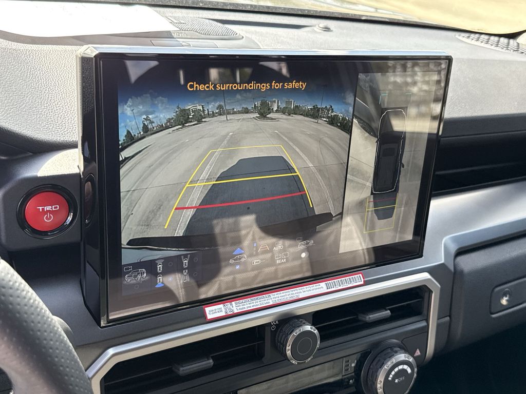 Thumbnail: 2025 Toyota 4Runner - 24