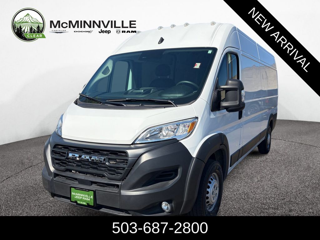 Bright White Clearcoat 2025 RAM ProMaster Van 9-Speed Automatic