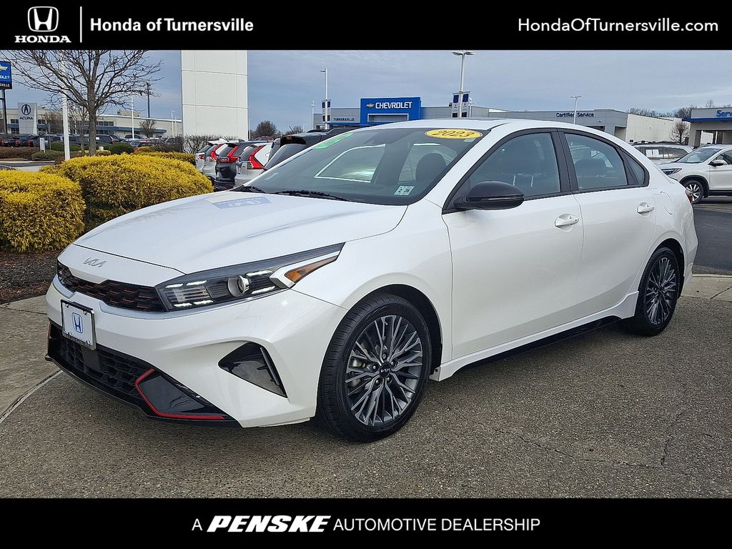 Thumbnail: 2023 Kia Forte - 1