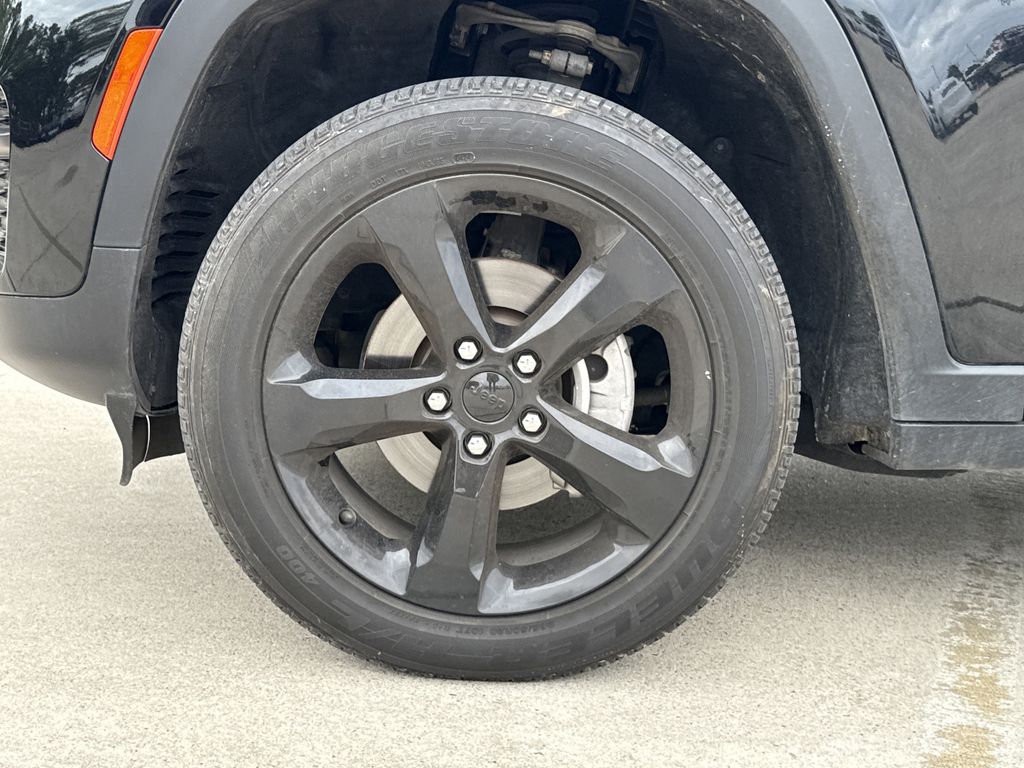 2024 Jeep Grand Cherokee Altitude - 8
