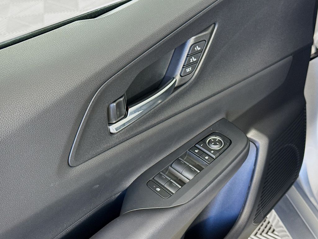 Thumbnail: 2026 Toyota Prius - 18