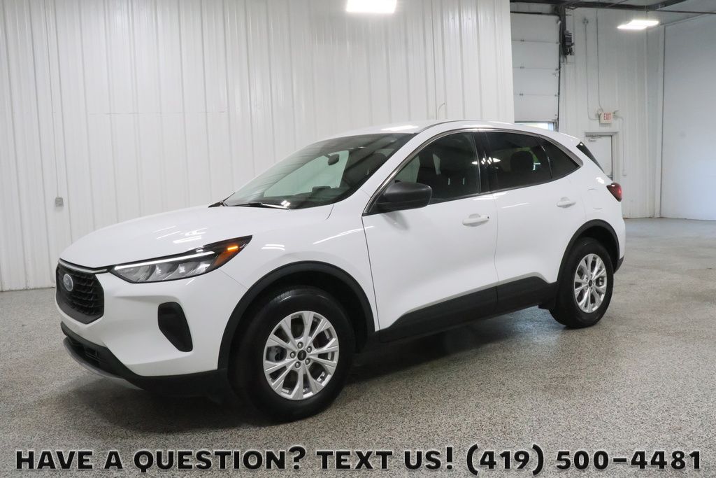 Oxford White 2023 Ford Escape Active AWD SUV / Crossover All-Wheel Drive 8-Speed Automatic