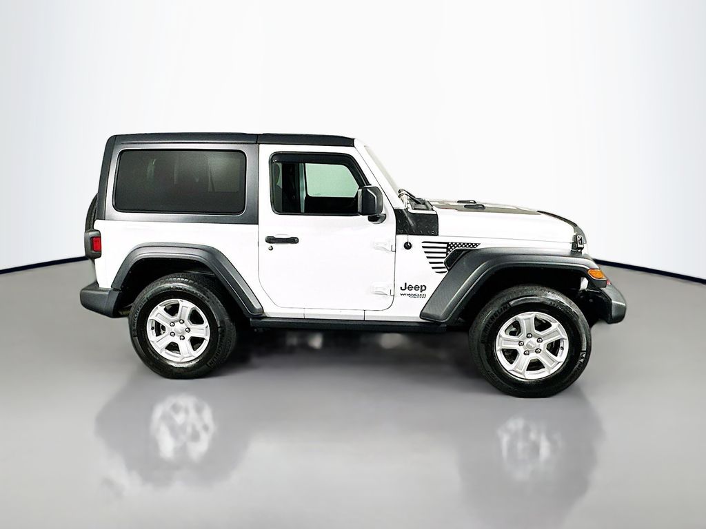 Used 2020 White Jeep Sport S image 8