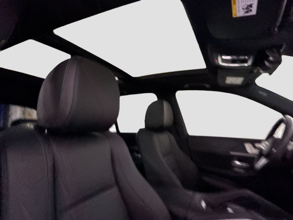 Thumbnail: 2021 Mercedes-Benz GLE - 19