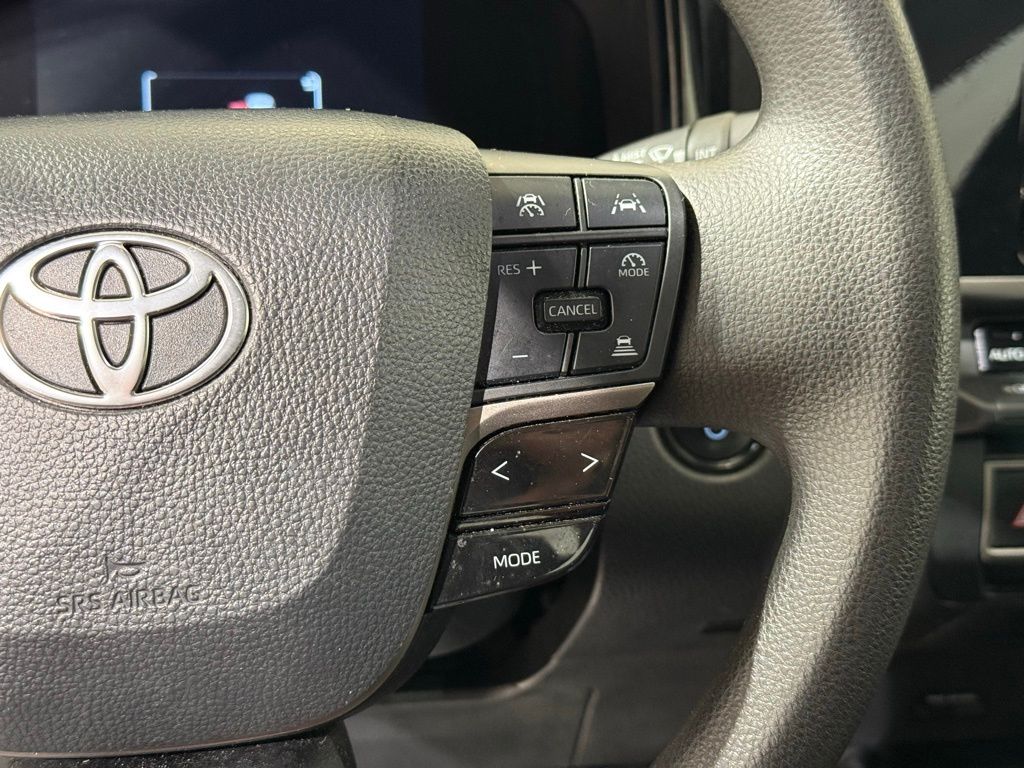 Thumbnail: 2025 Toyota Camry - 23