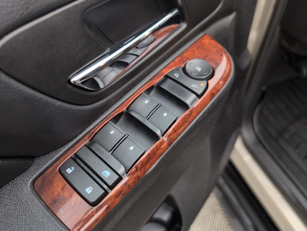 Used 2013 Gold Chevrolet LS image 31