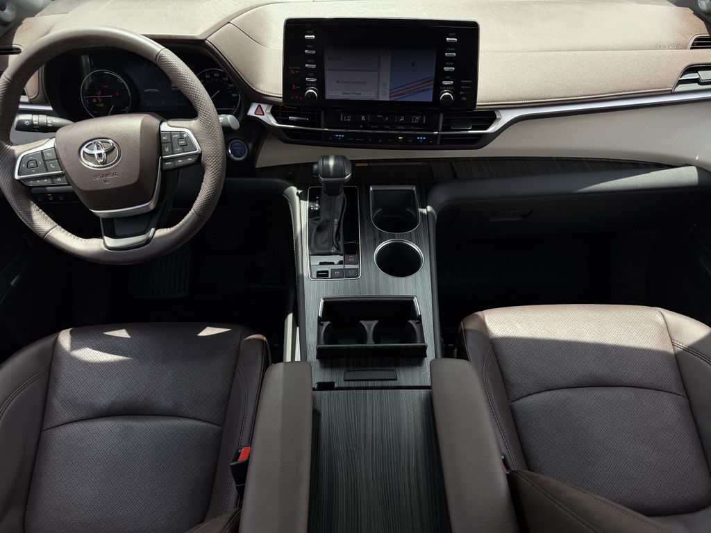 Used 2024 Toyota Sienna Van