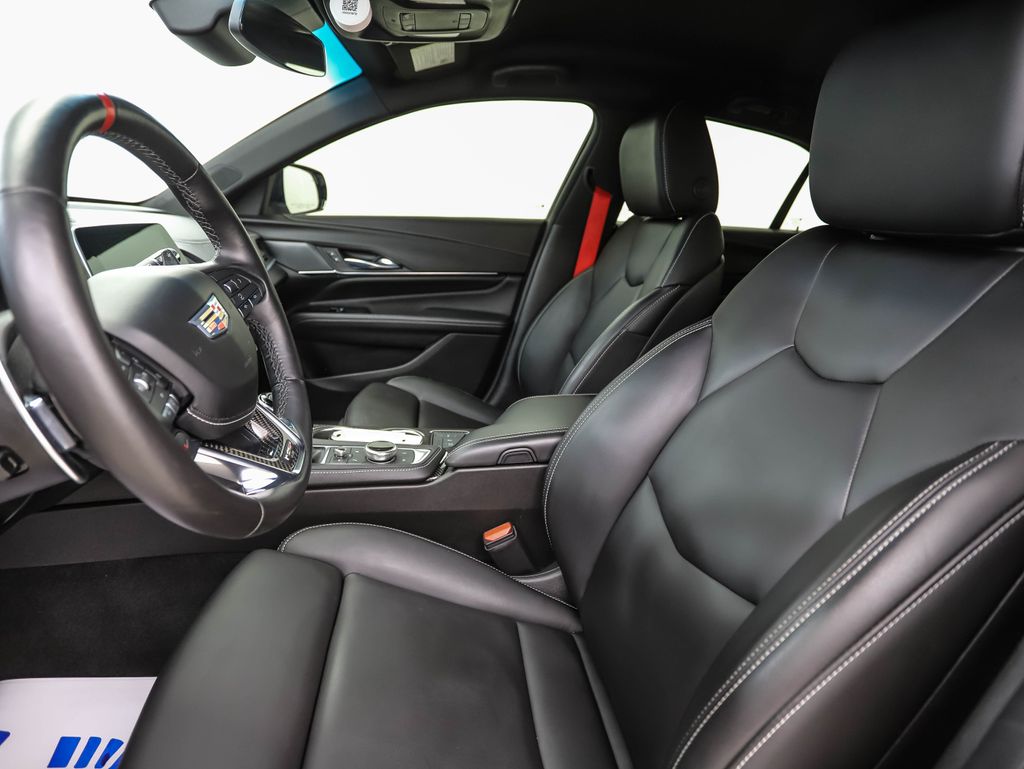 Thumbnail: 2022 Cadillac CT4 - 11