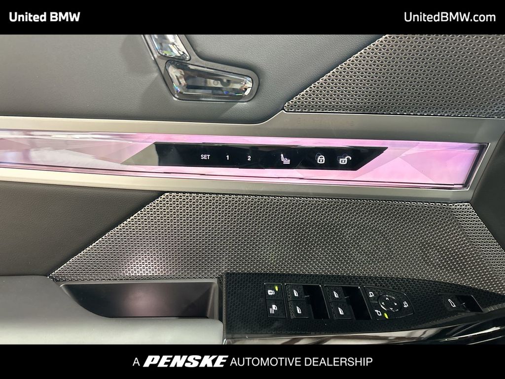 Thumbnail: 2025 BMW 7 Series - 11