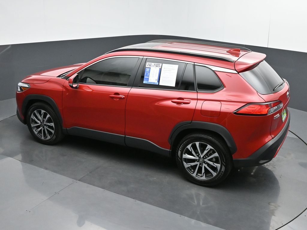 2023 Toyota Corolla Cross XLE