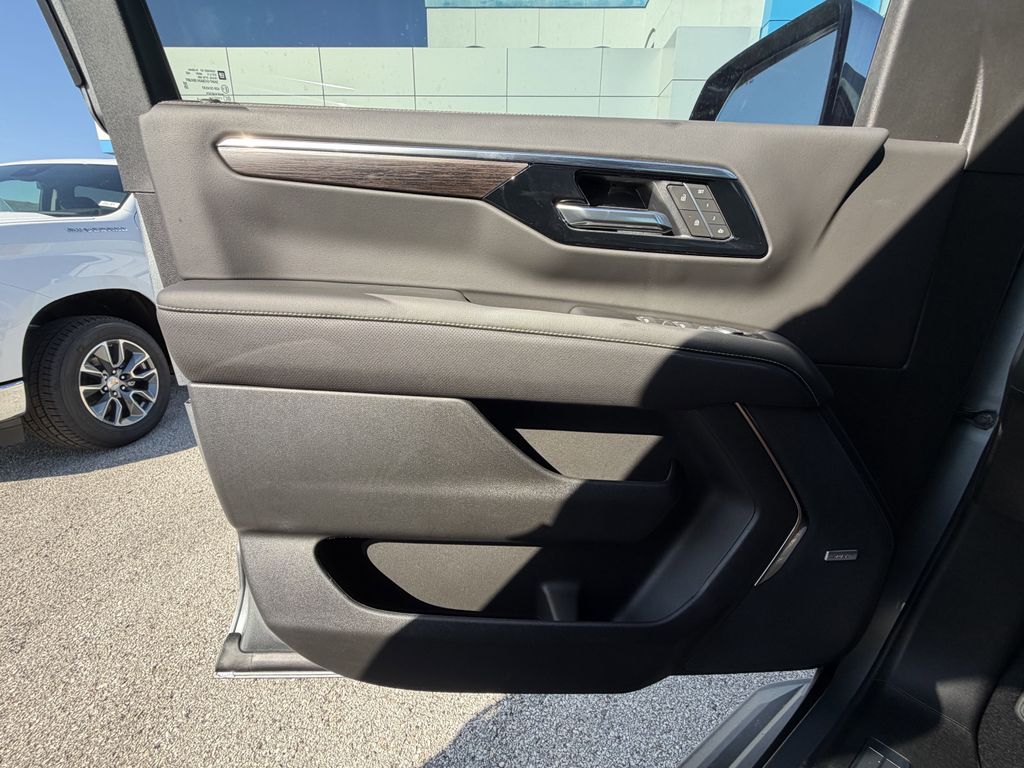 new 2026 Chevrolet Tahoe car, priced at $75,995